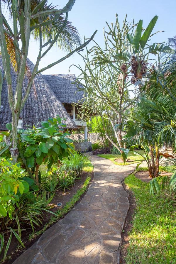 Aestus Villas Resort Diani Beach Eksteriør bilde